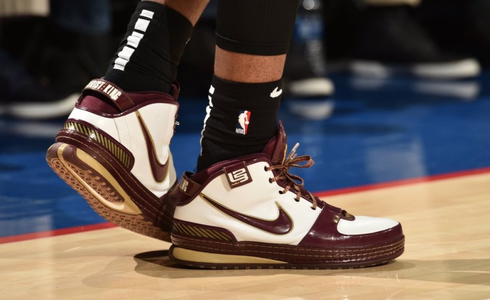 罗体：布罗佐维奇与利雅得胜利续约谈判无进展，尤文正在关注（罗体：布罗佐维奇与利雅得胜利续约停滞，尤文图斯紧盯进展）