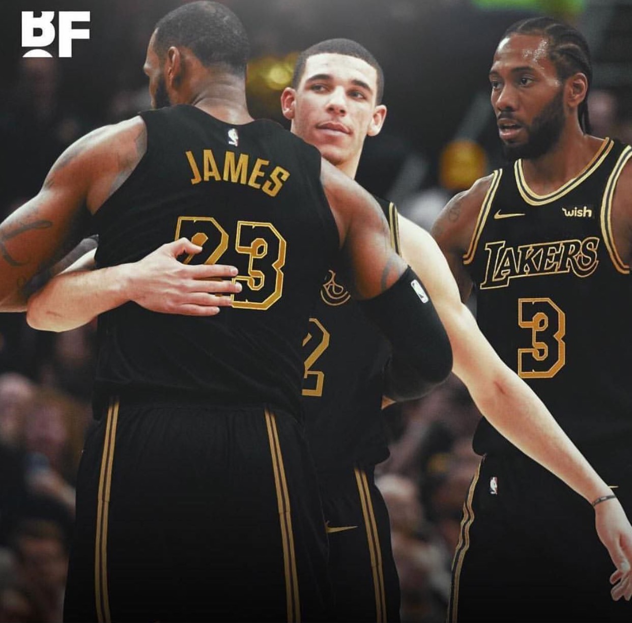 贝拉尔迪：我受伤前曾和球衣是间条衫的一家意甲豪门达成协议（贝拉尔迪：受伤前已与身穿条纹战袍的意甲豪门达成协议）