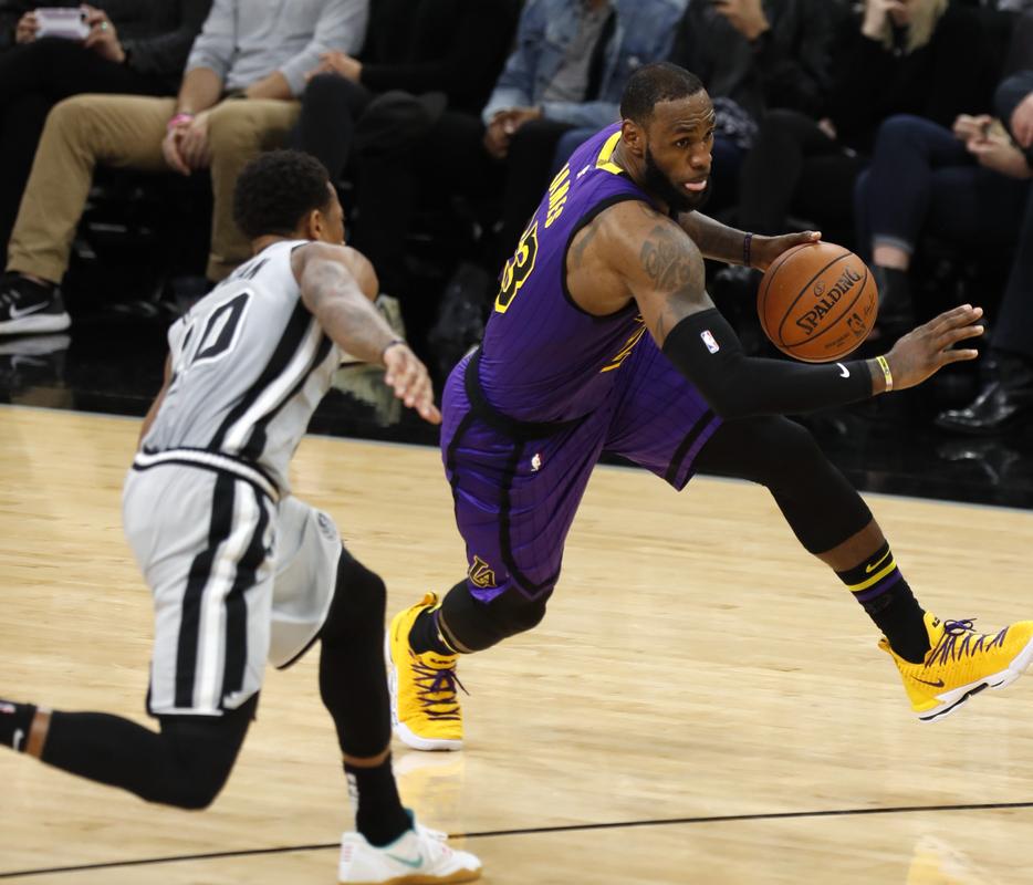 普利希奇带病救主，此乃米兰擎天一柱！（普利希奇抱病力挽狂澜，米兰的顶梁柱）