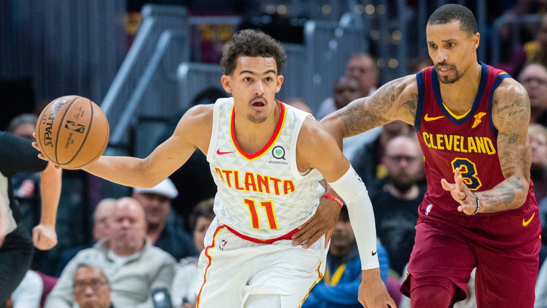 太阳报：里奇的主持人女友亮相米兰德比，透视装造型引发热议（太阳报：里奇主持人女友现身米兰德比，透视穿搭惹热议）