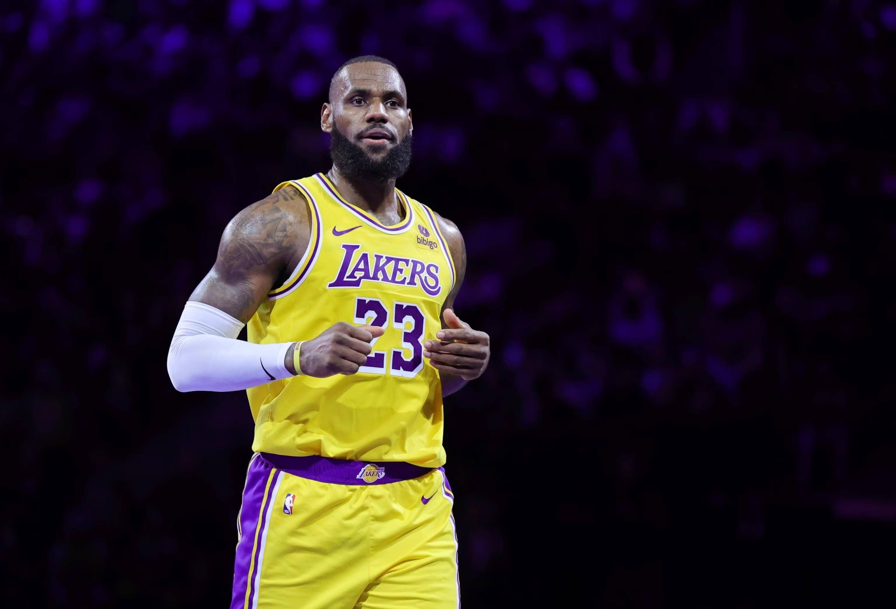 斑马队长，洛卡特利达成尤文生涯200场里程碑（洛卡特利迎来尤文生涯第200场里程碑）