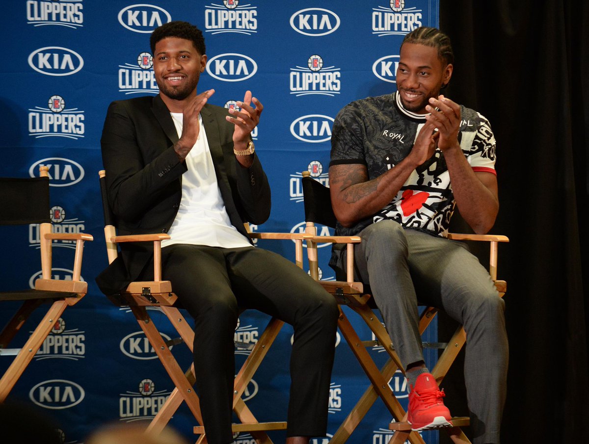 恩里克：登贝莱这次受伤和上次没关系；11打11时拜仁无疑更强（恩里克：登贝莱此番受伤非旧患，11打11时拜仁确实更强）