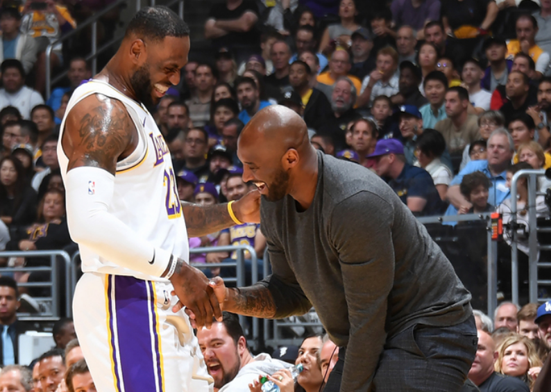 椰子：踢后卫让库普恢复信心；DV9受伤是戴维和奥蓬达的机会（椰子：让库普客串后卫助其重拾信心，DV9伤退成戴维与奥蓬达良机）