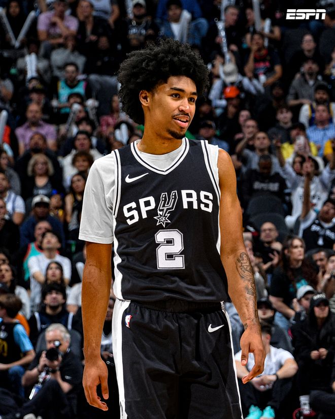 赛义德-马拉：表现不错的年轻球员被多家俱乐部关注是正常的（赛义德-马拉：年轻球员踢得出色，被多家俱乐部青睐很正常）