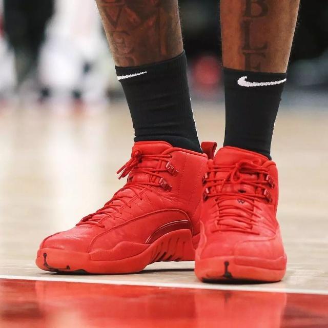 篮网遭遇伤病侵袭 波特因伤缺战76人 萨拉夫复出在即（篮网陷入伤病潮：波特缺席对阵76人，萨拉夫复出在望）