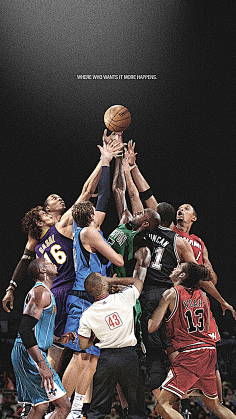 半场战报：斯图加特2-2奥格斯堡，昂达夫，米特尔施泰特点射，马森戈、法比安-里德破门（半场战况：斯图加特2-2奥格斯堡，昂达夫破门、米特尔施泰特点射，马森戈与法比安-里德回敬）